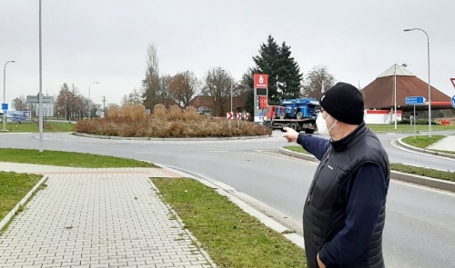 Socha na kruhový objezd