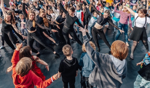 Blatná slaví Mezinárodní den tance 29.4.2023