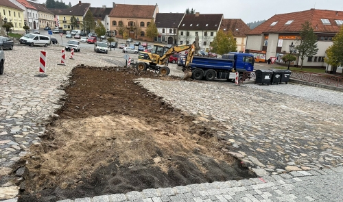 Dopravní omezení na náměstí Aug. Němejce