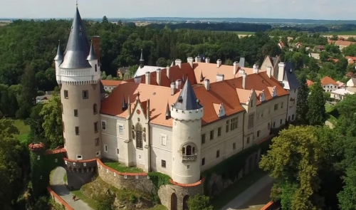 Zájezd Po stopách Auerspergů - Žleby, Slatiňany