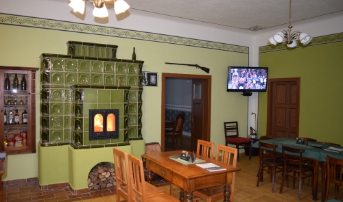 Vyskočilka v novém kabátu - fotografie