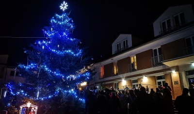 Rozsvícení vánočního stromu ve Dvorci