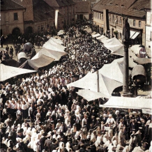původně na náměstí A. Němejce