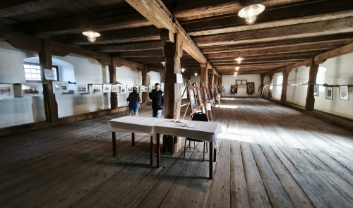 Dvůr Šternberk - Galerie Sýpka