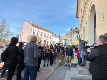 otvíráme Nepomuk foto