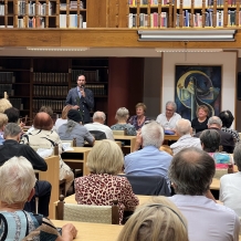 Nová publikace byla představena 19.6.2023 v Plzni - Setkávání s paní Hanou