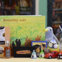 Potěšte své blízké vánočním dárkem z nepomuckého infocentra