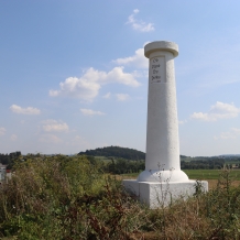 Starý milník