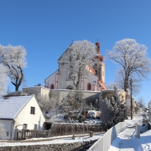 Zasněžený Nepomuk - kostel sv Jakuba