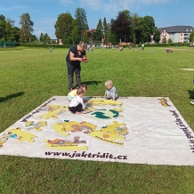 TŘÍDÍME  S ROZUMEM - Parkoviště u bazénů, Nepomuk 5.6.2024 - foto Hana Staňková