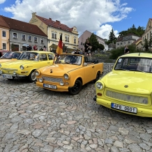 Retrojízda a sraz motorek ve fotogalerii