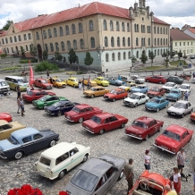 Retrojízda a sraz motorek ve fotogalerii
