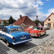 Retrojízda a sraz motorek ve fotogalerii