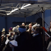 Fotky z Adventního trhu a rozsvícení vánočního stromu Nepomuk