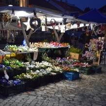 Fotky z Adventního trhu a rozsvícení vánočního stromu Nepomuk