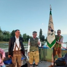 Svatojánské vodní procesí v Plattlingu