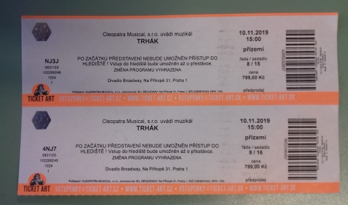 Prodám 2 vstupenky na nedělní muzikál Trhák do Prahy